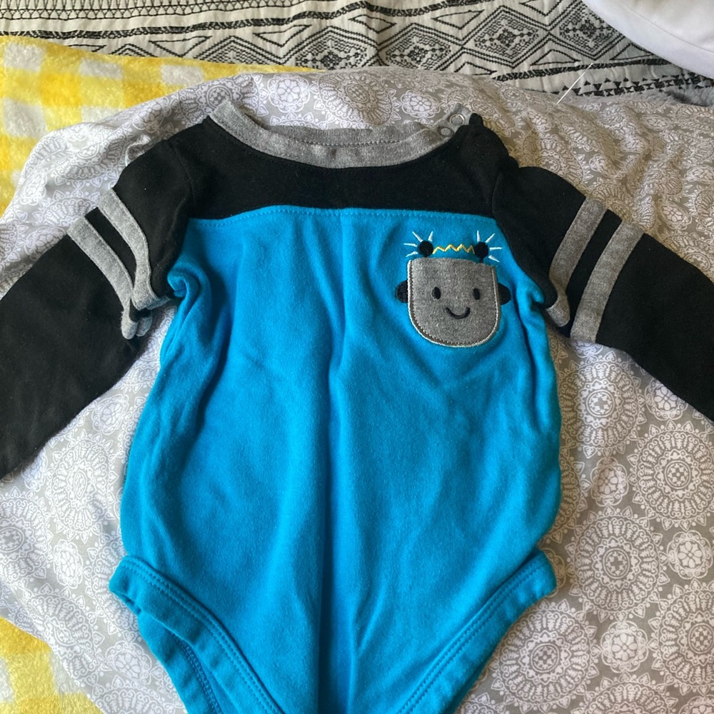 Baby boy clothes they are in a smoke free house and also an animal free house
